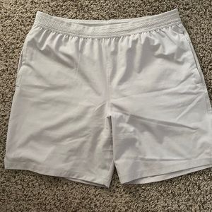 NWOT Fabletics L The Fundamental Short